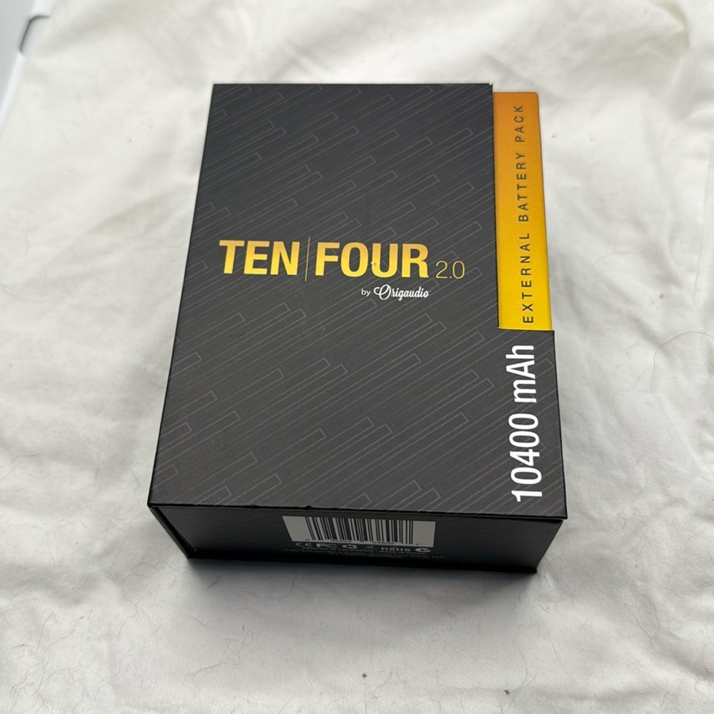 NWT Ten Four 10400 mAh external battery pack